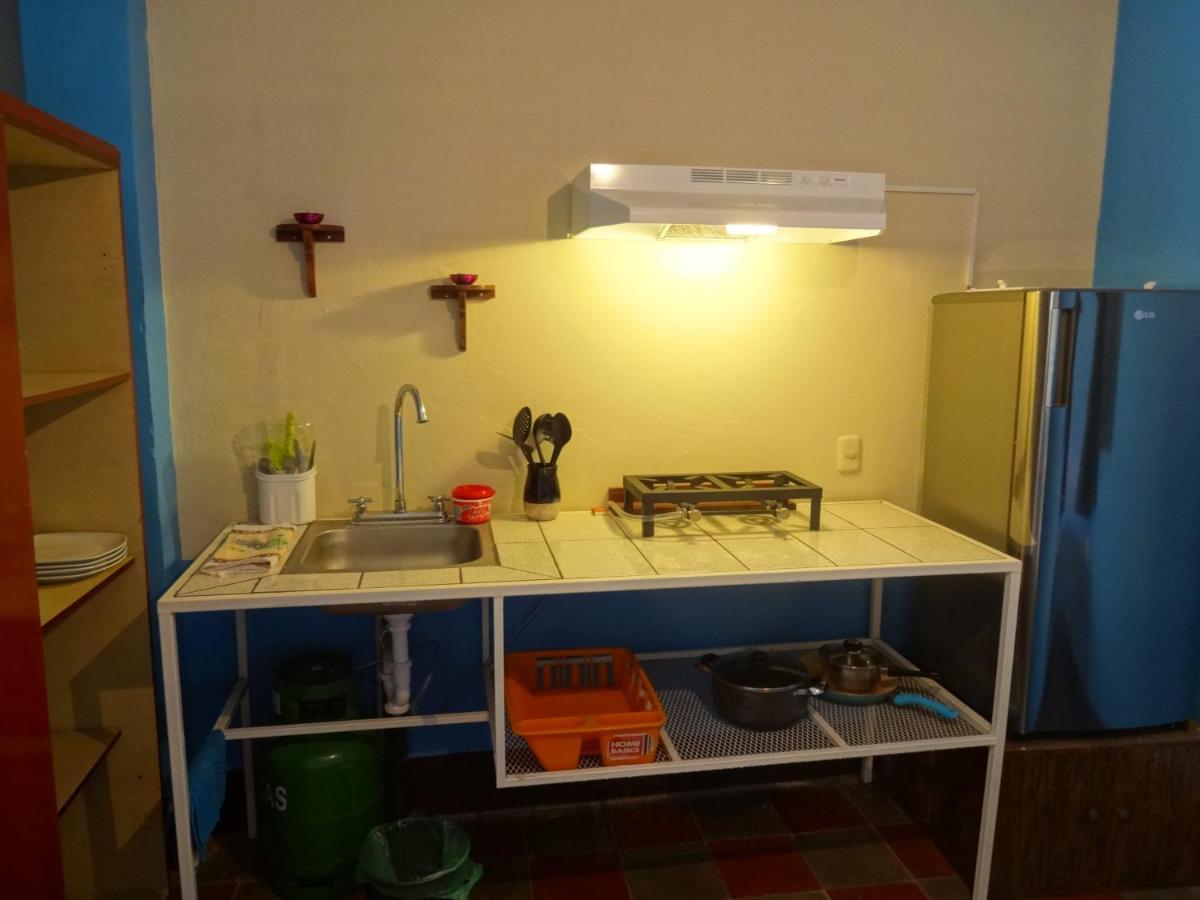 Hostal Harvest House León Екстериор снимка
